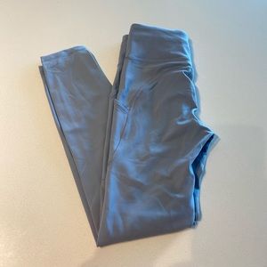 Lululemon Invigorate Legging 25”